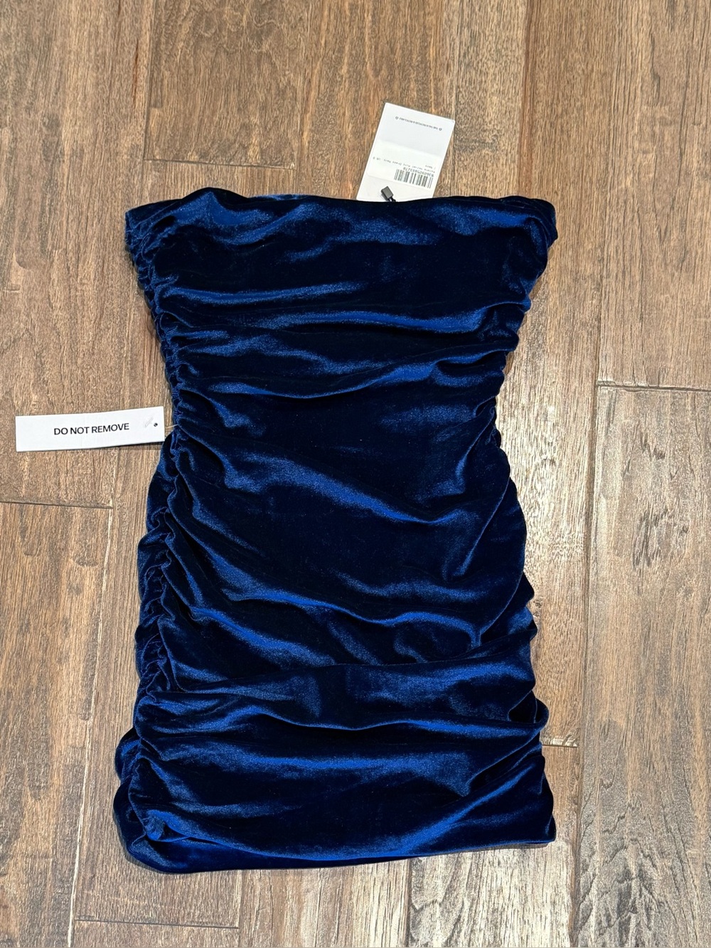NEW WITH TAGS Size 0 Princess Polly Kalena navy blue velvet mini dress.